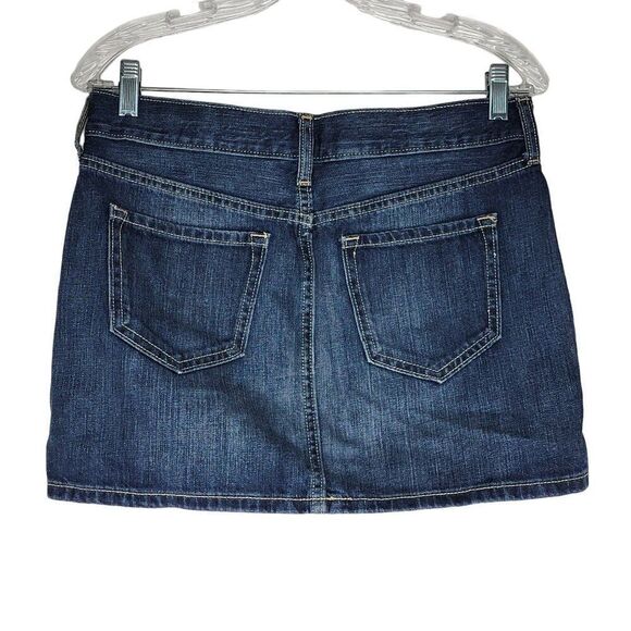 Old Navy Women's Denim Jean Mini Skirt Size 2 Medium Wash Blue Pockets 31x13.5 - Picture 3 of 8